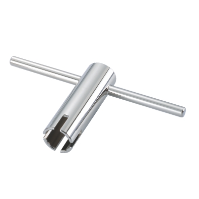 Assembly tool for M16 connectors